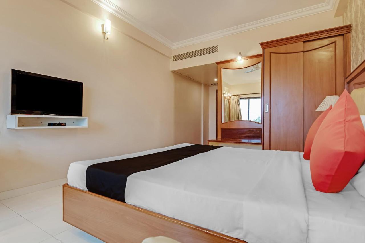 Capital O 41646 Hotel Devi Towers Salem Ngoại thất bức ảnh