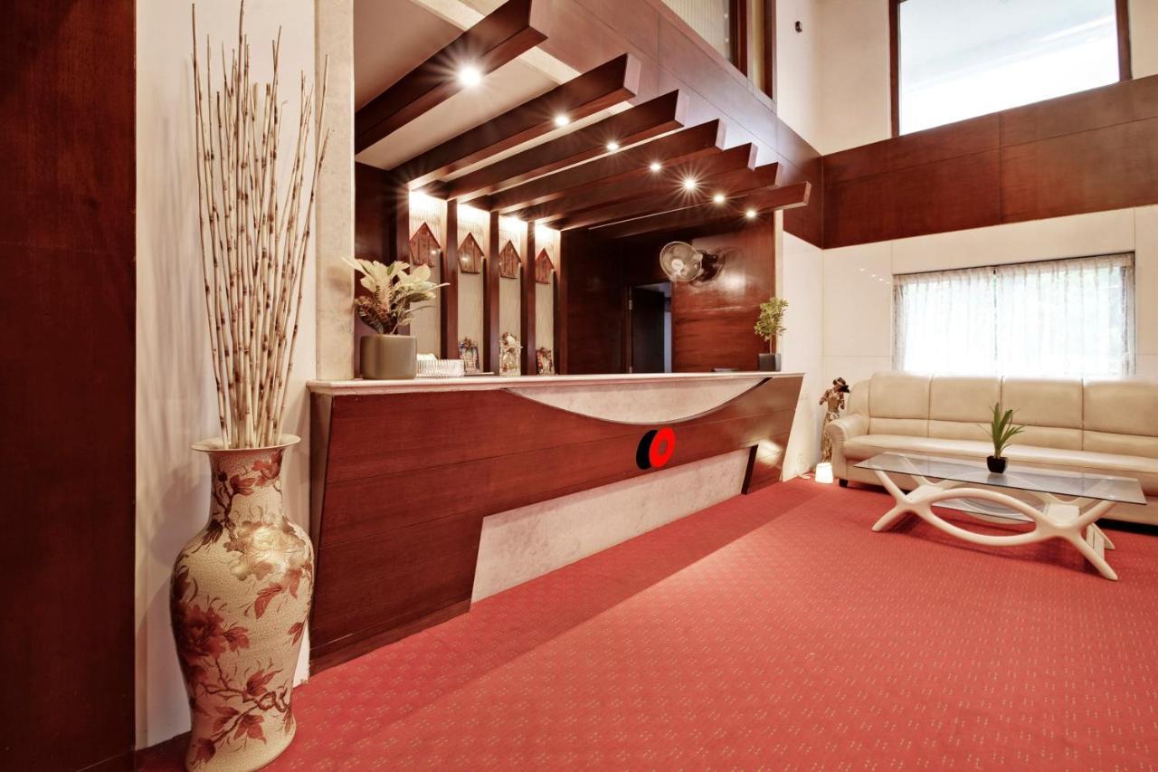 Capital O 41646 Hotel Devi Towers Salem Ngoại thất bức ảnh