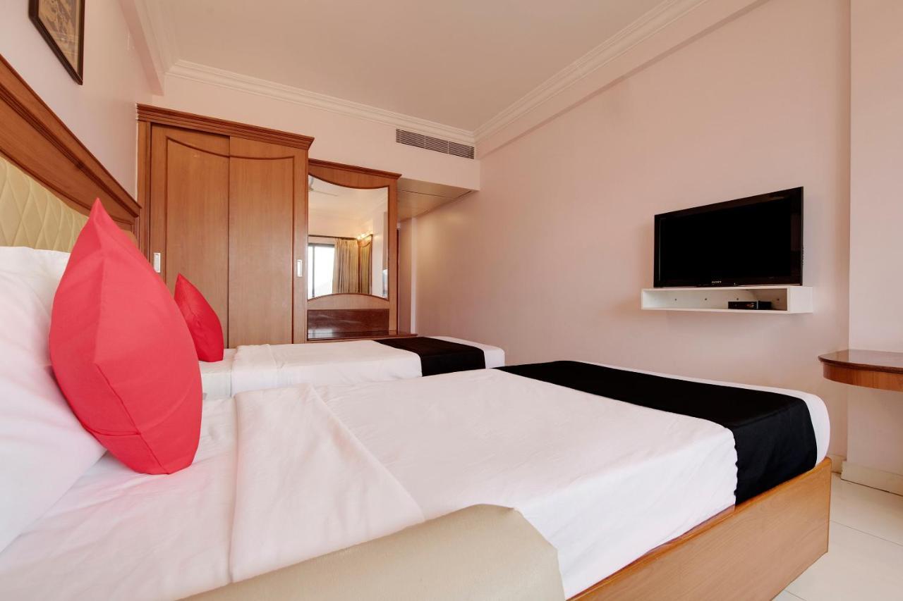 Capital O 41646 Hotel Devi Towers Salem Ngoại thất bức ảnh